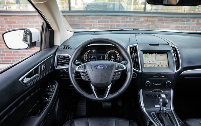 Ford EDGE cena 89900 przebieg: 123624, rok produkcji 2017 z Bieruń małe 667